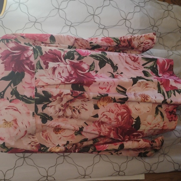 Beautiful Spring Express Blouse - Picture 4 of 6